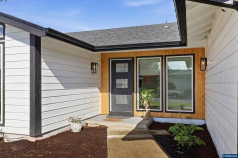 6796 Fenwick Court N Keizer OR 97303