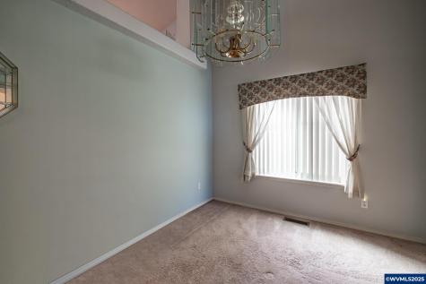 4414 Indian Earth Avenue NE Salem OR 97305