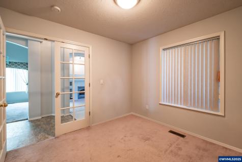 4414 Indian Earth Avenue NE Salem OR 97305