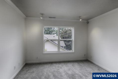 5881 Mission Hills Street SE Salem OR 97306