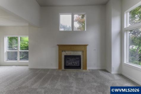 5881 Mission Hills Street SE Salem OR 97306