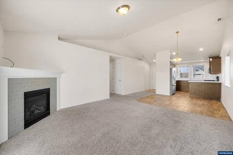 578 SE Lines Street Dallas OR 97338