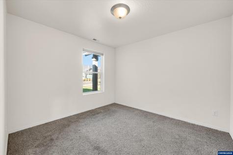 578 SE Lines Street Dallas OR 97338