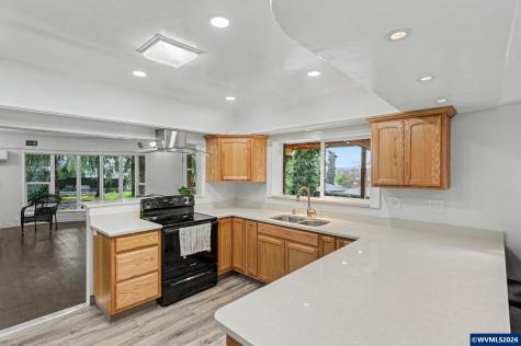 1080 Glen Creek Road NW Salem OR 97304