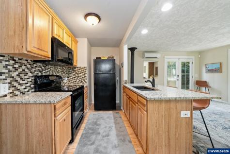 30 N New Bridge Road Otis OR 97368