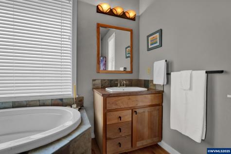 118 NW Oceania Drive Waldport OR 97394-9438