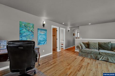 118 NW Oceania Drive Waldport OR 97394-9438