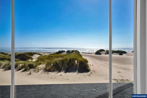 118 NW Oceania Drive Waldport OR 97394-9438