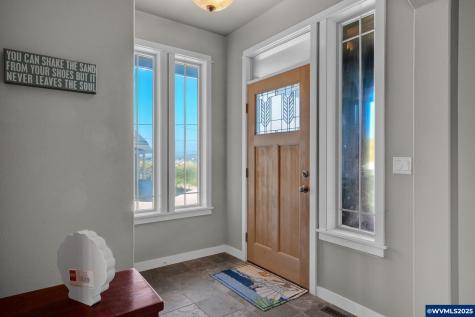 118 NW Oceania Drive Waldport OR 97394-9438