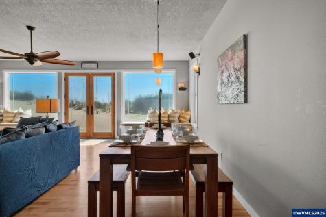 118 NW Oceania Drive Waldport OR 97394-9438