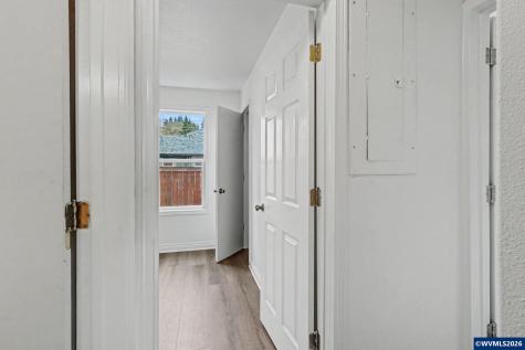 407 Jersey Street Silverton OR 97381