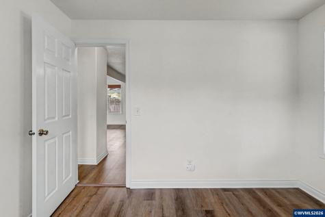 407 Jersey Street Silverton OR 97381