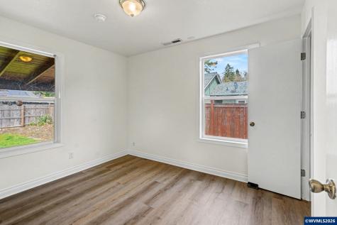 407 Jersey Street Silverton OR 97381