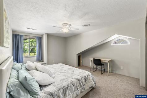 1589 Kenard Street NW Salem OR 97304