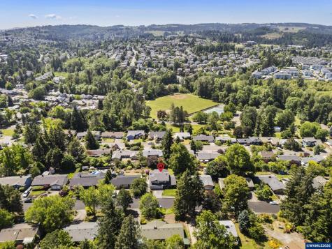 1589 Kenard Street NW Salem OR 97304
