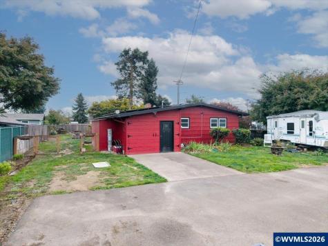 404 36th Avenue NE Salem OR 97301
