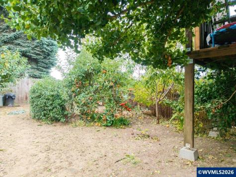404 36th Avenue NE Salem OR 97301