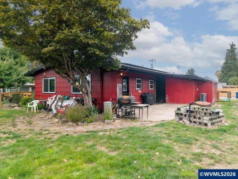 404 36th Avenue NE Salem OR 97301
