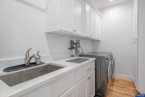 5409 NW Logan Road Lincoln City OR 97367