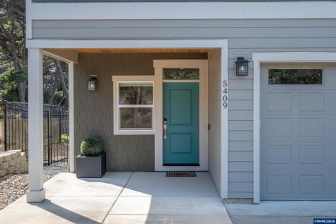 5409 NW Logan Road Lincoln City OR 97367