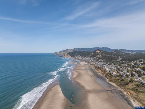 5409 NW Logan Road Lincoln City OR 97367