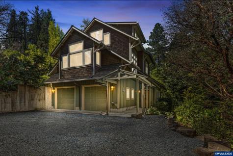 2089 Graham Drive Eugene OR 97405