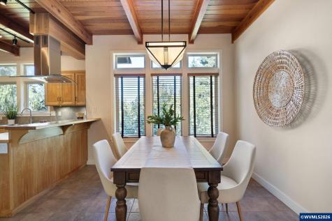 2089 Graham Drive Eugene OR 97405