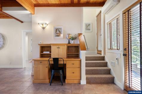 2089 Graham Drive Eugene OR 97405