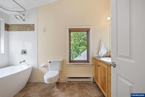 2089 Graham Drive Eugene OR 97405