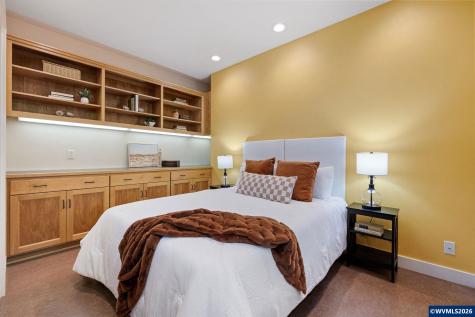 2089 Graham Drive Eugene OR 97405