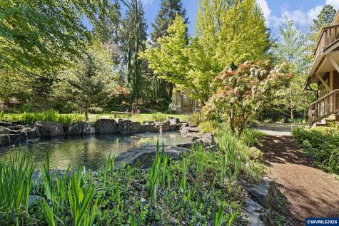 2089 Graham Drive Eugene OR 97405