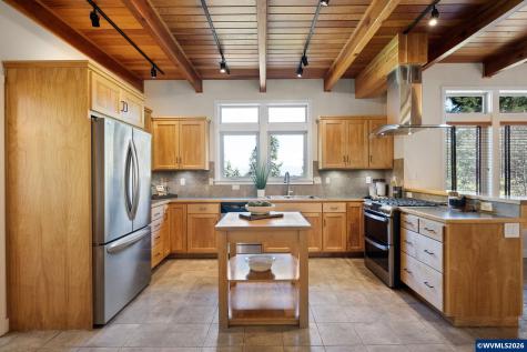 2089 Graham Drive Eugene OR 97405