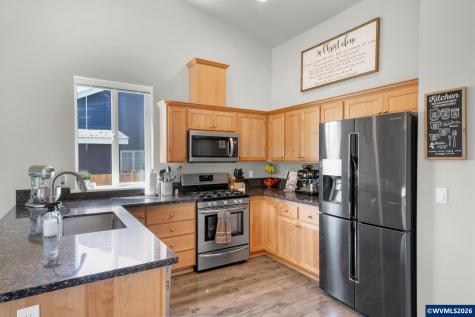 575 Egret Avenue Halsey OR 97348-2216