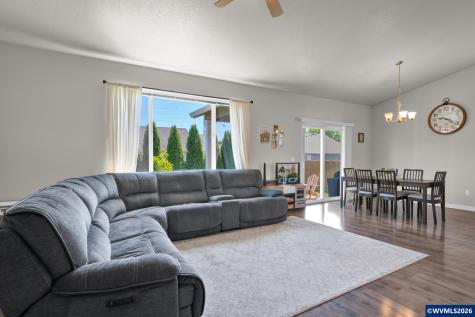 575 Egret Avenue Halsey OR 97348-2216