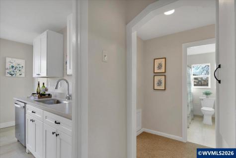 4536 Reimann Street NE Salem OR 97305