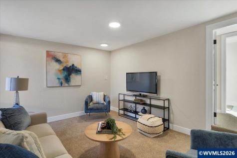 4536 Reimann Street NE Salem OR 97305