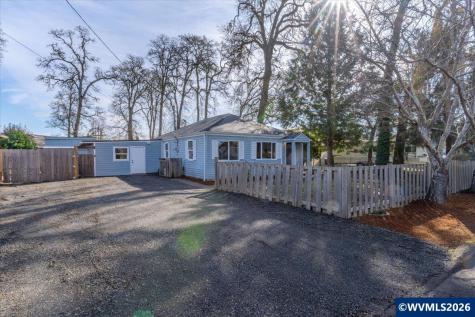 4536 Reimann Street NE Salem OR 97305