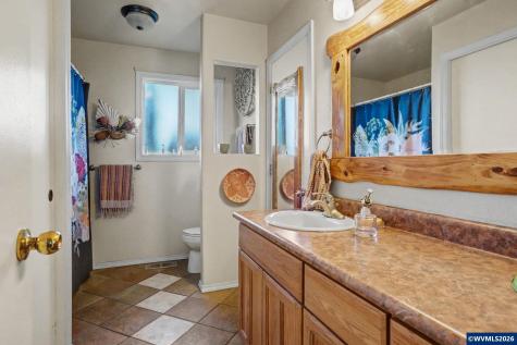 1350 119th Avenue SE Salem OR 97317