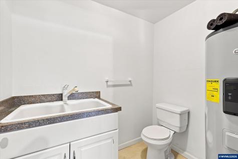 1323 Garden Way Woodburn OR 97071