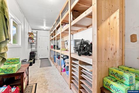 1323 Garden Way Woodburn OR 97071