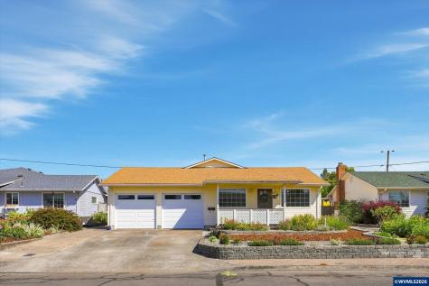 1323 Garden Way Woodburn OR 97071