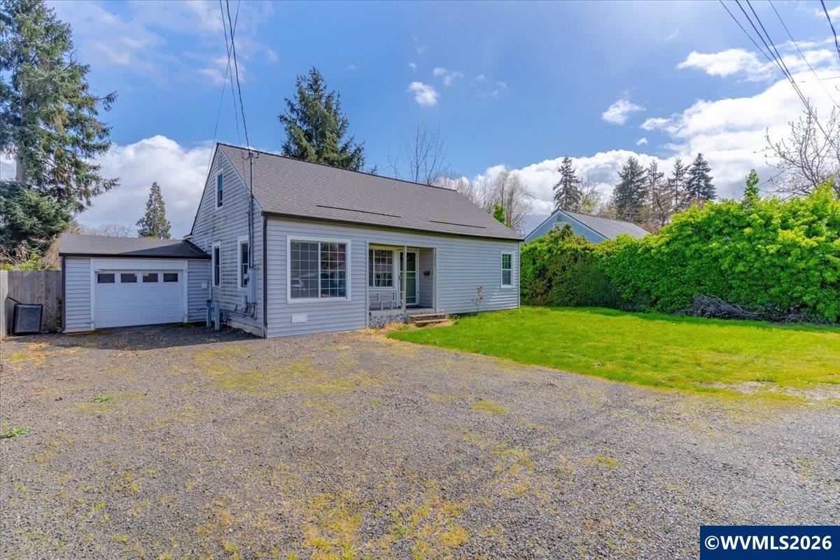 2230 Jelden Street NE Salem OR 97301-8065