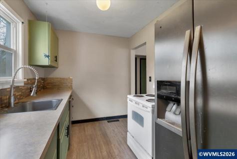 2230 Jelden Street NE Salem OR 97301-8065