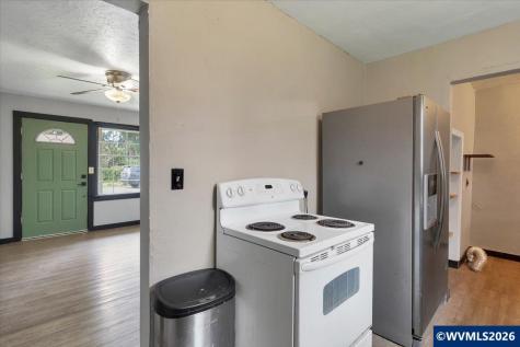 2230 Jelden Street NE Salem OR 97301-8065