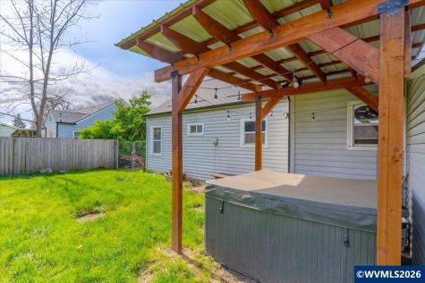 2230 Jelden Street NE Salem OR 97301-8065