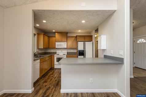 3127 S 12th Street Lebanon OR 97355