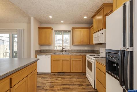 3127 S 12th Street Lebanon OR 97355
