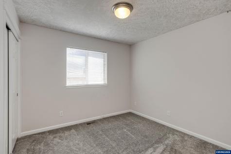 3127 S 12th Street Lebanon OR 97355