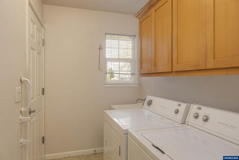 3127 S 12th Street Lebanon OR 97355