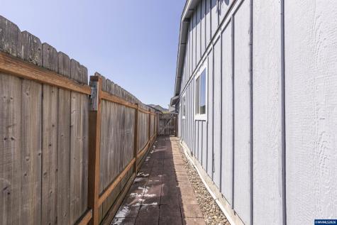 3127 S 12th Street Lebanon OR 97355